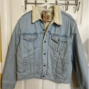 Brand New Women’s Denim Ex-Boyfriend Trucker Jacket Size Large